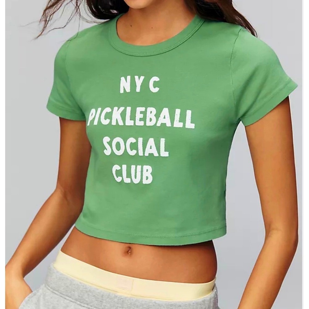 Junk Food NYC Pickleball Social Club Graphic Crop Tee Womens Small Green‎